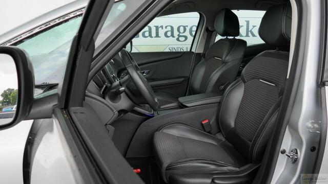 Renault SCENIC TCe 140 EDC Automaat Intens