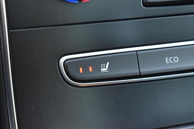 Renault SCENIC TCe 140 EDC Black Edition | AUTOMAAT | PANORAMADAK | HUD | BOSE | STOELVERWARMING | CAMERA | NAVI | ADAPT. CRUISE CONTROL | PDC | LMV