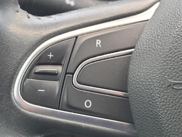 Renault SCENIC 1.3 TCe Intens (Hoge Instap) Trekhaak 1850KG! | Automaat | Camera | Navigatie | Dealer Onderhouden