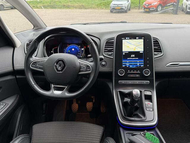 Renault SCENIC 1.3 TCe Intens | Trekhaak | Achteruitrijcamera | Navigatie | Stoelverwarming | Climate Control | Key-less | Cruise Control | Parkeersensoren | Lichtmetaal |