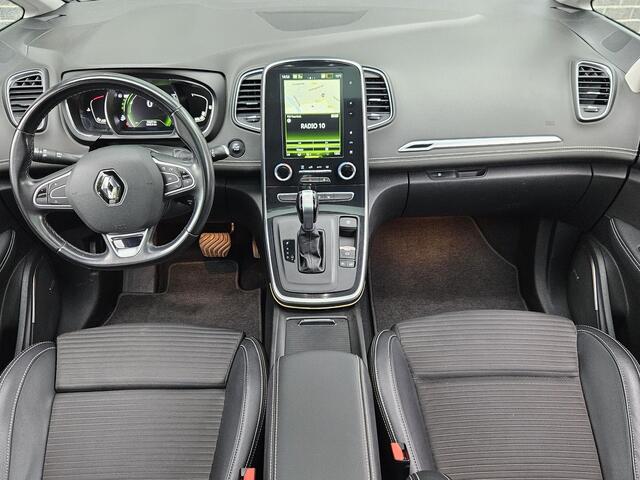 Renault SCENIC 1.3 TCe Intens / Panoramadak / Bose Premium Audio / Trekhaak / Achteruitrijcamera / Parkeersensoren / Navigatie / Apple Carplay & Android Auto / Dode Hoek Detectie / Climate Control / Cruise Control /