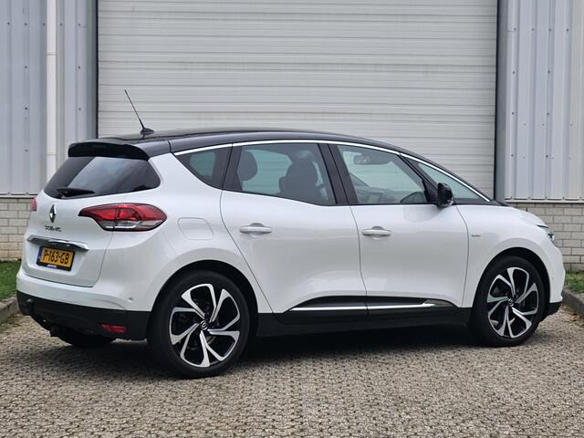 Renault SCENIC 1.3 TCe Intens / Panoramadak / Bose Premium Audio / Trekhaak / Achteruitrijcamera / Parkeersensoren / Navigatie / Apple Carplay & Android Auto / Dode Hoek Detectie / Climate Control / Cruise Control /