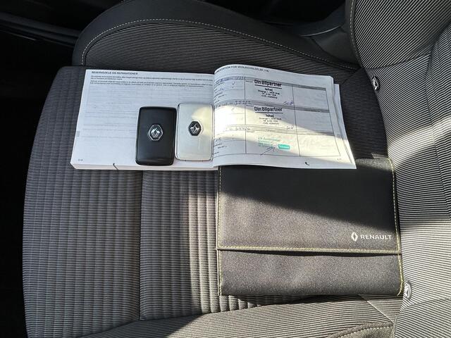 Renault SCENIC 1.3 TCe Limited Automaat / 1.800 kg trekgewicht / Apple carplay / Android auto / Stoelverwarming / Cruise control / Climate control / Parkeersensoren voor en achter /