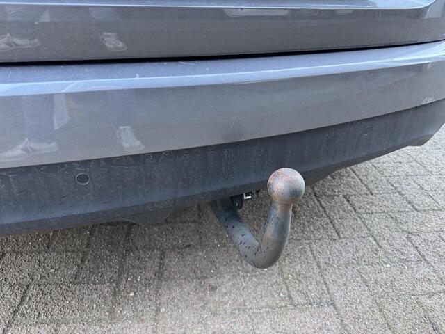 Renault SCENIC 1.3 TCe 140pk Intens+Trekhaak!!