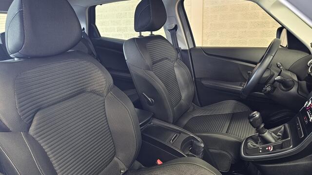 Renault SCENIC 1.3 TCe (140Pk) Limited Navi Clima 20" Géén Afleverkosten