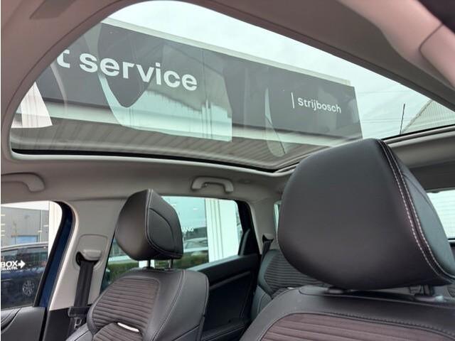 Renault SCENIC 1.3 TCe140 BOSE