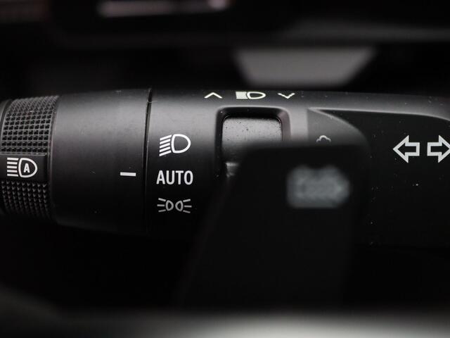 Renault SCENIC E-Tech 220pk long range iconic 360° Camera | Adapt. Cruise | Parkeersens. v+a | Stoel-/stuur-/voorruitverw.