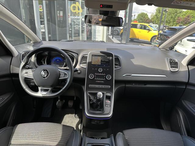Renault SCENIC TCe 120 Intens l Two-tone l Achteruitrijcamera l Vierseizonenbanden