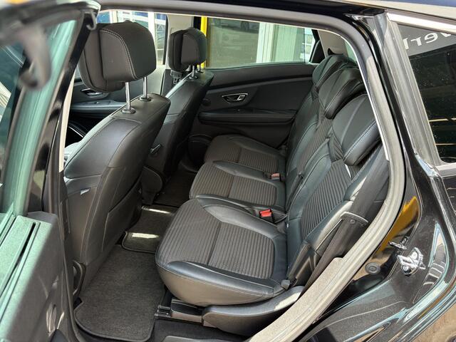 Renault SCENIC 1.3 TCe 160 Bose | Stoelverwarming | Achteruitrijcamera | Dodehoek detectie | Climate Control | Key-less | Navigatie | Cruise Control | Lichtmetaal |