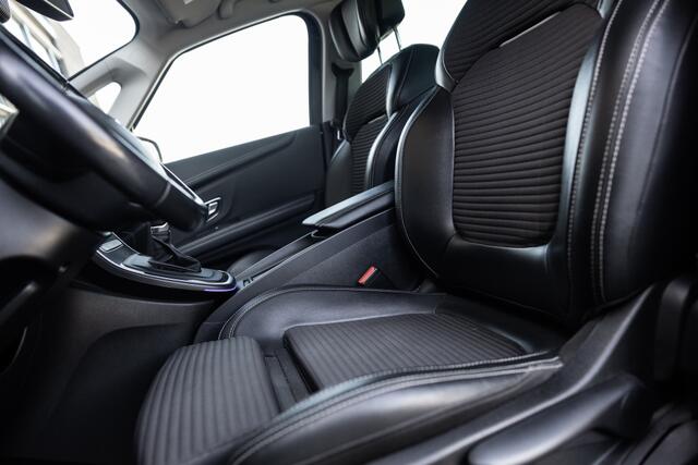 Renault SCENIC 1.3 TCe Bose | Massage | Trekhaak | Blis | Camera |