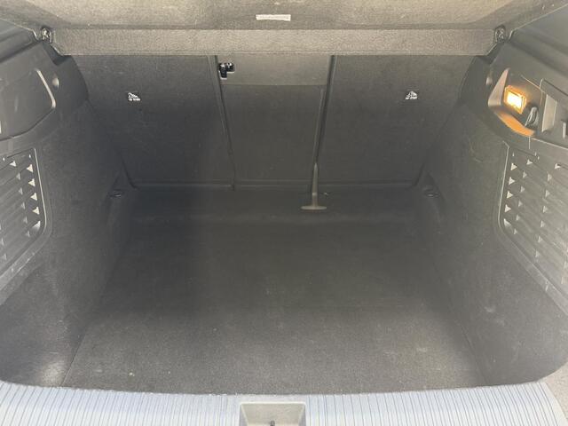 Renault SCENIC E-Tech EV87 long range Alpine / SOH 98% / WLTP 625km / Snel lader / Solarbay Panoramadak / Harman Kardon / Two Tone / Adaptive Cruise / Camera