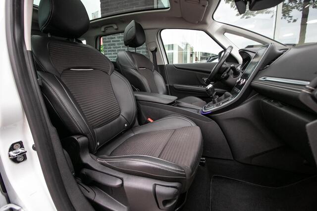 Renault SCENIC 1.2 TCe Intens | Trekhaak | Panoramadak |