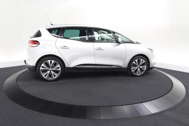 Renault SCENIC TCe 140 Intens | Trekhaak | Camera | Panoramadak | Navigatie