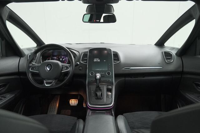Renault SCENIC 1.3 TCe 140 EDC Black Edition | Apple Carplay | Panoramadak | Camera | Stoelverwarming