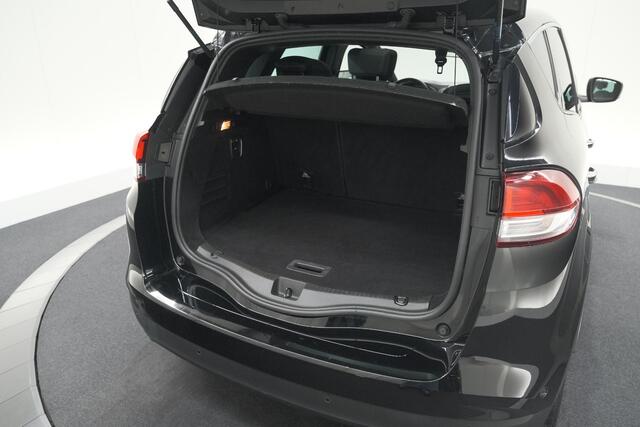 Renault SCENIC 1.3 TCe 140 EDC Black Edition | Apple Carplay | Panoramadak | Camera | Stoelverwarming