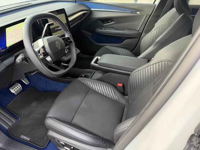 Renault SCENIC E-Tech EV87 220 long range Alpine / SOH 98% / WLTP 625km / Snel lader / Two Tone / Adaptive Cruise / Camera / Stoelverw / stuur verw.