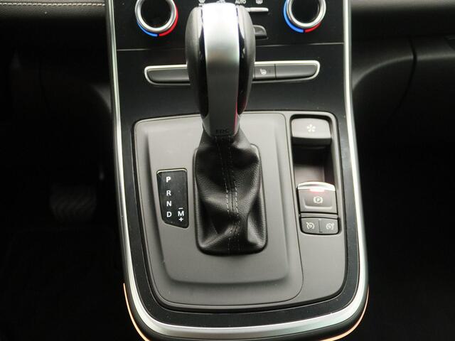 Renault SCENIC TCe 140 EDC Automaat Bose | Climate Control | R-Link navigatie met Apple Carplay/Android Auto | Cruise Control | lichtmetalen velgen 20" | Trekhaak |