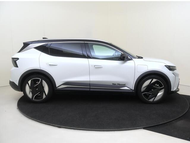 Renault SCENIC E-Tech EV87 long range iconic | Two-tone Blanc Nacré / Noir Etoilé
