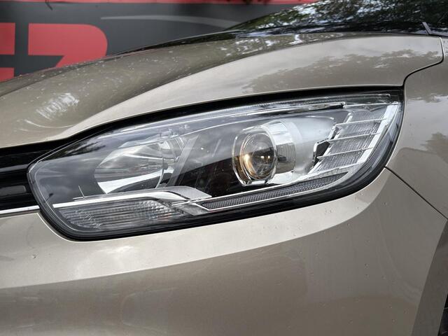 Renault SCENIC 1.2 TCe Zen - Navigatie - Airconditioning - Trekhaak - Parkeersens V+A
