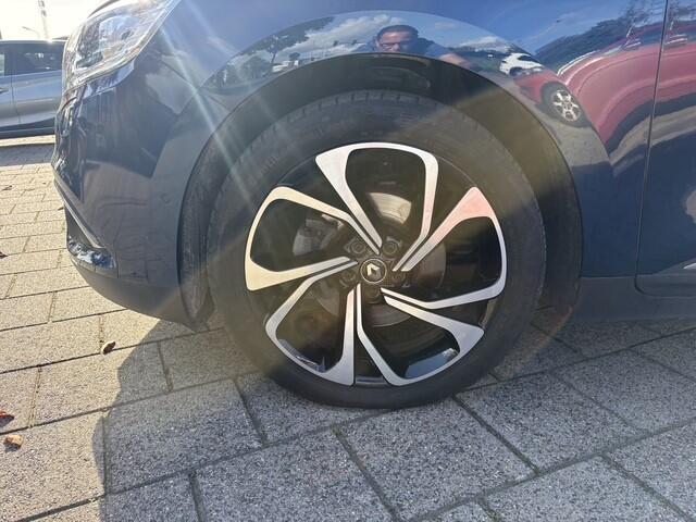 Renault SCENIC 1.3 TCe Bose | Navi | Cruise | Camera | 32.882 km Dealeronderhouden – foto 8