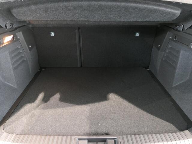 Renault Symbioz 1.6 E-Tech full hybrid 145 evolution *NIEUW* *Incl. Pack Navigation* - Groot scherm, navi, cruise, camera, sensor V+A