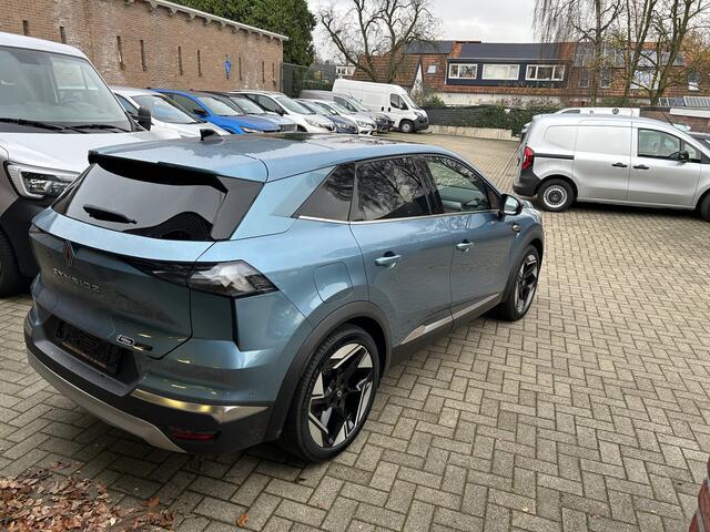 Renault Symbioz 1.6 E-Tech full hybrid 145 iconic/Panorama Dak/ Harman Kardon audio