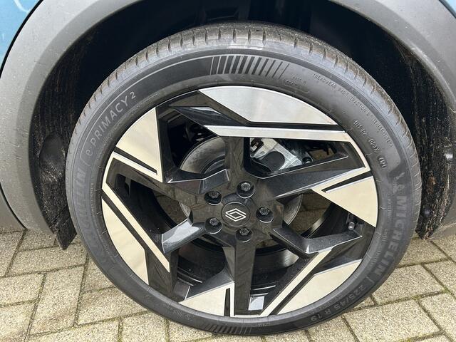 Renault Symbioz 1.6 E-Tech full hybrid 145 iconic/Panorama Dak/ Harman Kardon audio