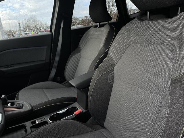 Renault Symbioz 1.8 E-Tech full hybrid 160 techno / ALL SEASON BANDEN / PACK DRIVING & COMFORT