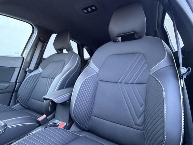 Renault Symbioz 1.6 E-Tech full hybrid 145 iconic / Fabrieksgarantie tot 05-2027 / All season banden / Stuur & Stoelverwarming / Rondomzicht camera / Adaptie cruise control / Elektrische klep / Apple Carplay Android Auto /