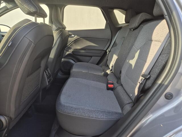 Renault Symbioz E-Tech Full Hybrid 145 Techno Automaat / Fabrieksgarantie tot 05-2027 / All season banden / elektrisch achterklep / Stuur- & Stoelverwarming / Adaptief cruise control / Apple Carplay Android Auto / Draadloze telefoon lader / Keyless Entry/Start /