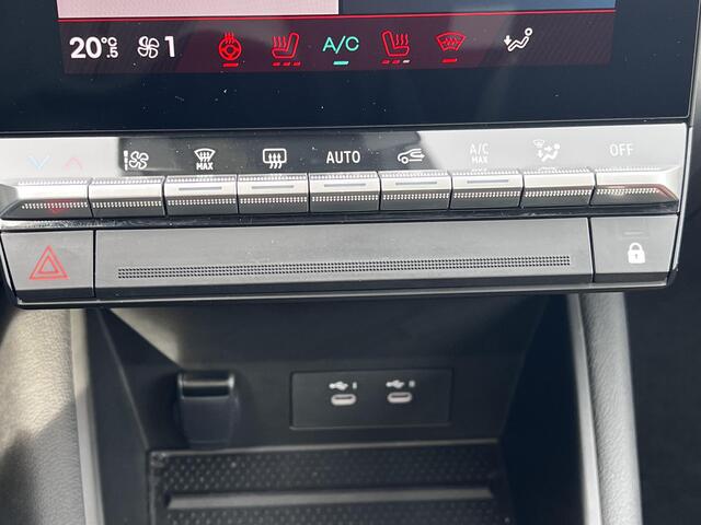 Renault Symbioz 1.6 E-Tech full hybrid 145 Esprit Alpine Automaat / Fabrieksgarantie tot 04-2027 / Elektrische stoelen & klep / Panorama dak / Stuur- en stoelverwarming / Voorruitverwarming / Parkeer assistent / Navigatie / Apple Carplay Android / 19" LM wielen & All Sea