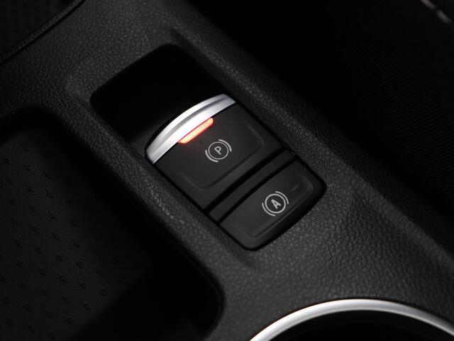 Renault Symbioz 1.8 E-Tech full hybrid 160pk esprit Alpine | Vijf jaar garantie | Blind spot | Stoelverwarming | Voorruitverwarming | Elek. achterklep |