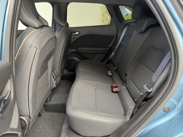 Renault Symbioz 1.8 E-Tech full hybrid 160 iconic | Navigatie | 360° Camera | Panoramadak | Harman / Kardon | Stoelverwarming | All-Season Banden |