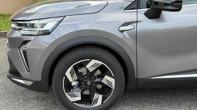 Renault Symbioz 1.8 E-Tech full hybrid 160 TECHNO/ HARMAN KARDON/ AUTOMATISCH ACHTERKLEP/ PARK ASSIST VOOR/ACHTER + CAMERA/ RESERVE WIEL/ ETC... RIJKLAAR!