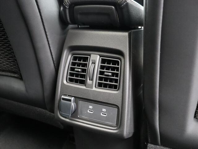 Renault Symbioz E-Tech full hybrid 160pk iconic | Vijf jaar garantie | Harman Kardon | Panoramisch vast glazen dak |