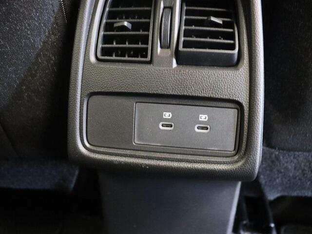 Renault Symbioz 1.8 E-Tech full hybrid 160 techno | Achteruitrijcamera | Adaptieve Cruise Control | Parkeersensoren voor en achter | Google Maps Navigatie |