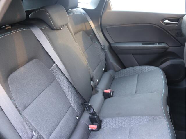 Renault Symbioz 1.3 mild hybrid 140 Evolution NAVI / STOELVERWARMING / ALL SEASON
