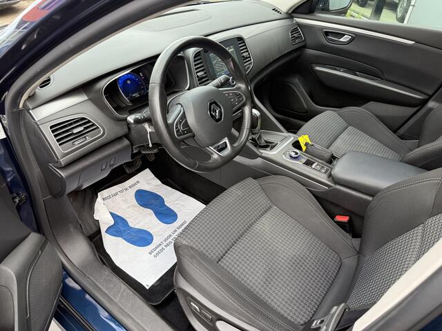 Renault TALISMAN Estate BWJ 2017 1.6 150 PK TCe Zen AUTOMAAT / TREKHAAK / NAVI / CLIMA / CRUISE / KEYLESS / PANORAMADAK / PDC / LMV