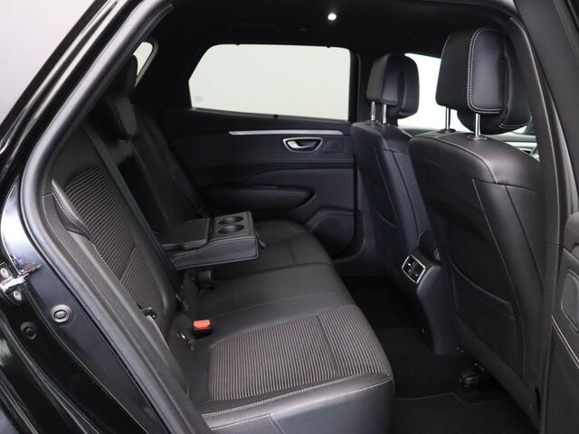 Renault TALISMAN Estate 160pk Business Intens | Stoel- en stuurverwarming | Massagestoelen | 1500kg geremd |