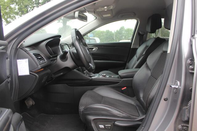 Renault TALISMAN Estate 1.5 dCi Intens / Navigatie / Parkeerhulp achter / Cruise Control / 18'' / Half leder / Bose / KEyless / DAB / Cruise Control