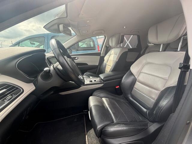 Renault TALISMAN Estate 1.8 TCe 225 INITIALE PARIS AUTOMAAT Bose | Luxe lederen stoelen | Keyless | Stoelventilatie