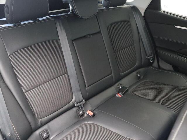 Renault TALISMAN Estate TCe 160pk EDC/Autom. Intens | Stuurwiel verwarming | Stoelverwarming | Apple Carplay | Android Auto |