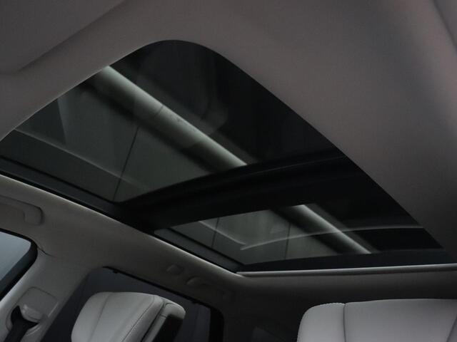 Renault TALISMAN Estate 1.6 TCe Initiale Paris PANORAMADAK | LEER | CAMERA | HEAD UP | STOEL VERW