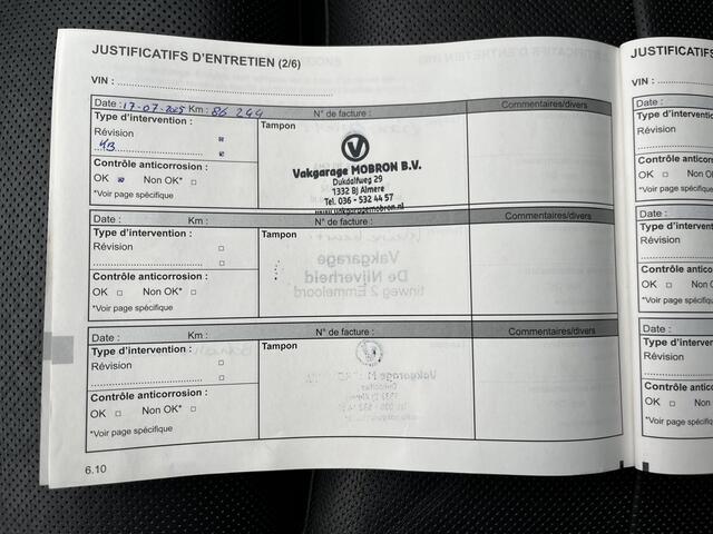 Renault TALISMAN 1.6 TCe 200 PK Initiale Paris / Camera / Leder / Bose / Stoelverw + Stoelverk. / 19'' LMV /