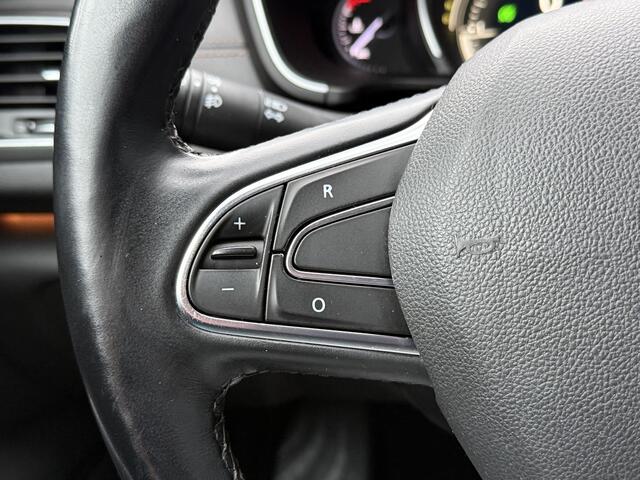 Renault TALISMAN Estate BWJ 2018 | 1.5DCI 111PK Intens AUTOMAAT | LEER | STOEL VERW&VENTILATIE | LED | CLIMA | NAVI | CAMERA | PDC | STUUR VERW |