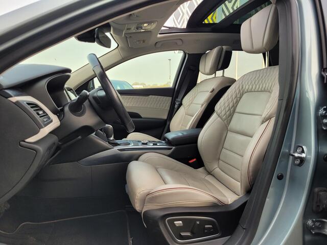 Renault TALISMAN Estate 1.3 TCe Business Initiale Paris | Schuif/Kantel-Dak | Stoelverwarming/Koeling | Head Up Display