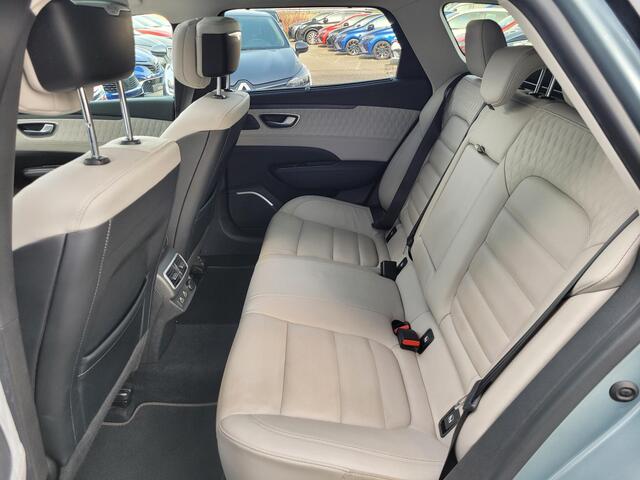 Renault TALISMAN Estate 1.3 TCe Business Initiale Paris | Schuif/Kantel-Dak | Stoelverwarming/Koeling | Head Up Display