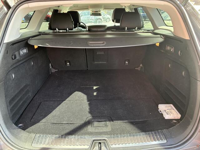 Renault TALISMAN Estate 1.3 TCe Intens Bose Audio / Groot Scherm Multimedia.