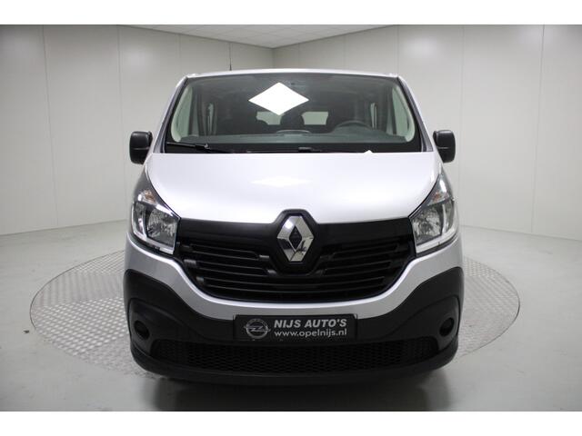 Renault TRAFIC 1.6 dCi T29 L2H1 DC Comfort | Comfort | komt geen BTW bij | Lichte Schade | 5 Persoons | Airco / PDC achter / Navi / Bluetooth