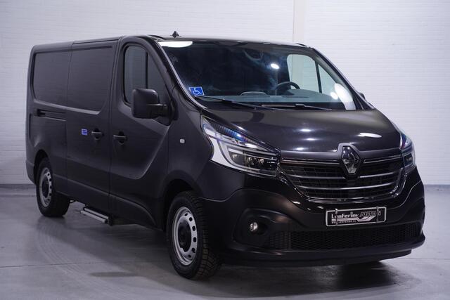 Renault TRAFIC 2.0 DCi 145 pk Automaat L2H1 Navi, Camera Rolstoel lift achter, LED Koplampen, Airco ECC, NL Auto, 2-Zits